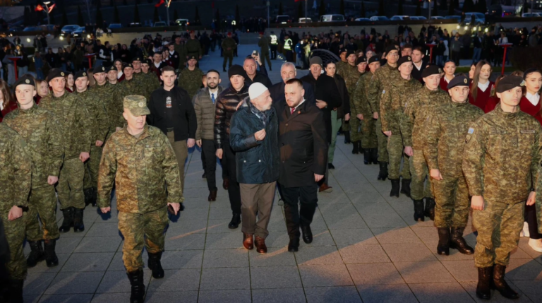 Në Skenderaj përmbyllet Epopeja e UÇK-së, Maqedonci: I themi gjithë botës, ne jemi krenarë me luftën tonë çlirimtare